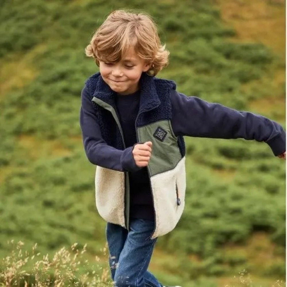 Joules Rowan Borg Fleece Vest/ Gilet in Oat, Navy and Green, Size 10Y